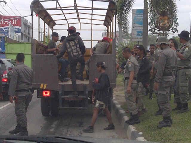 Satpol PP Amankan 6 Orang Komunitas Anak Punk