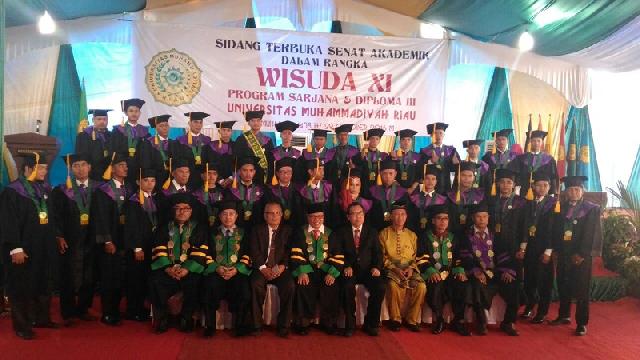 Di Dunia Kerja, Kemampuan Berkomunikasi Lebih Utama Dibanding Predikat Cumlaude