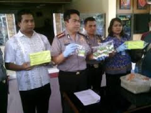 Jangan Sampai Terkecoh! Begini Cara Mudah Bedakan Serum Palsu dan Asli