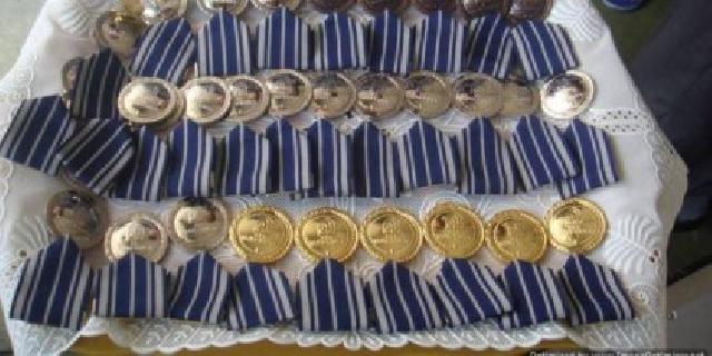 332 PNS Inhil Terima Anugerah Satya Lencana Karya Satya