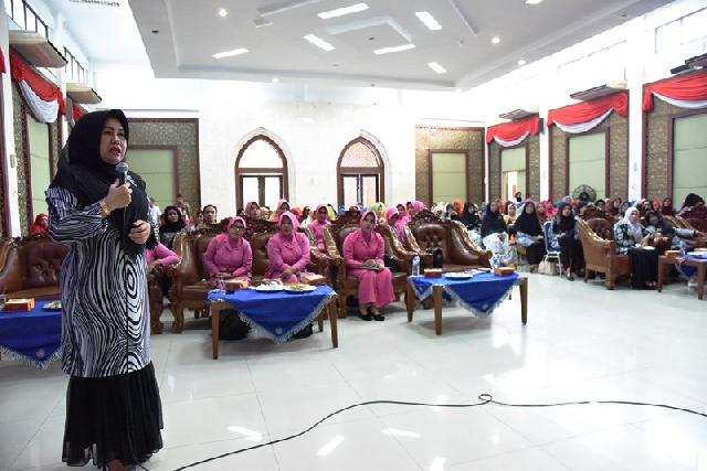 Eva Yuliana: Banggalah Jadi Seorang Ibu