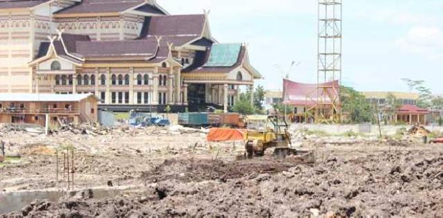 Tetap Tak Urus IMB Pemko Ancam Segel Ritos