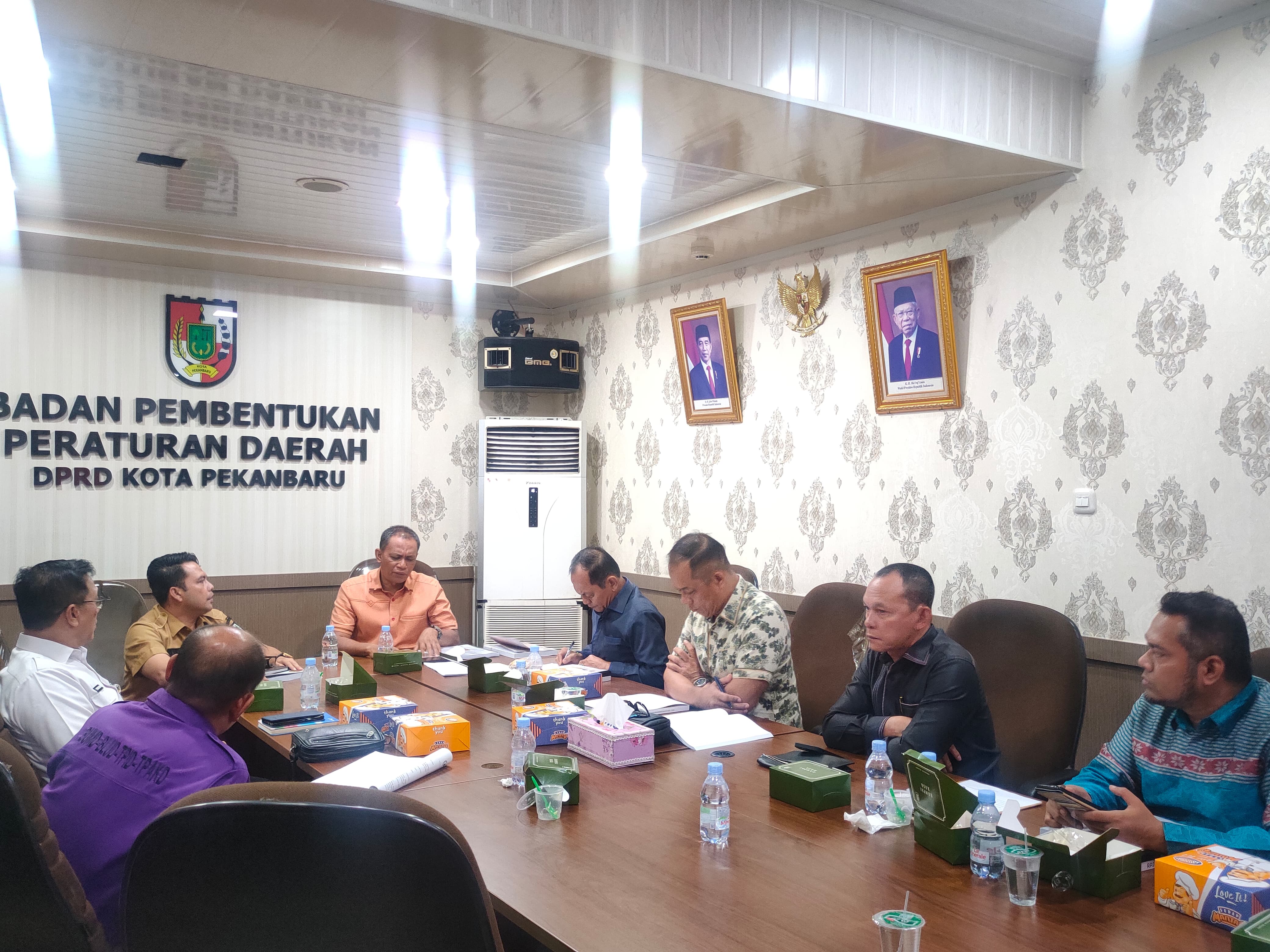 Bapemperda DPRD Pekanbaru Bahas Empat Ranperda