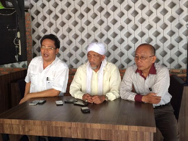 Tim advokasi IDE-SUA Resmi Laporkan Dugaan Pelanggaran KPU Kota Pekanbaru