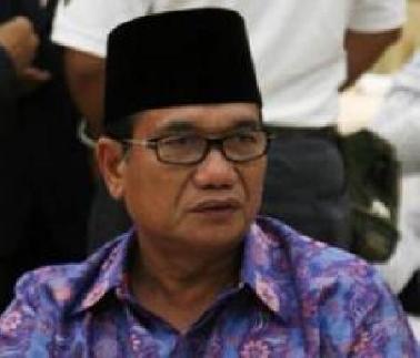 Mambang Mit ke KPU Lagi Tak Pakai Atribut Demokrat
