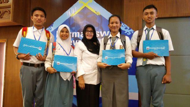 Empat Siswa Pelalawan Terima Darmasiswa Chevron