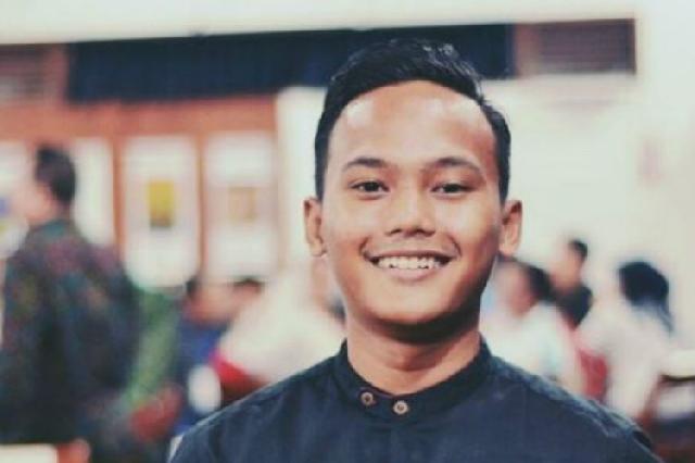 Waaah ! Logo Arsenal Ini Ternyata Hasil Karya Pria Indonesia