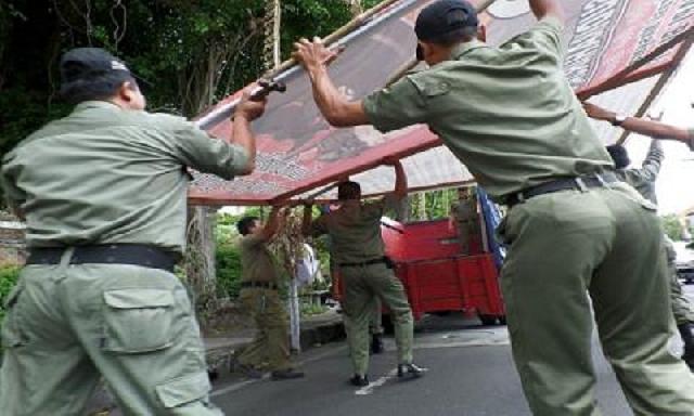 Langgar Aturan Alat Peraga Kampanye Ditertibkan