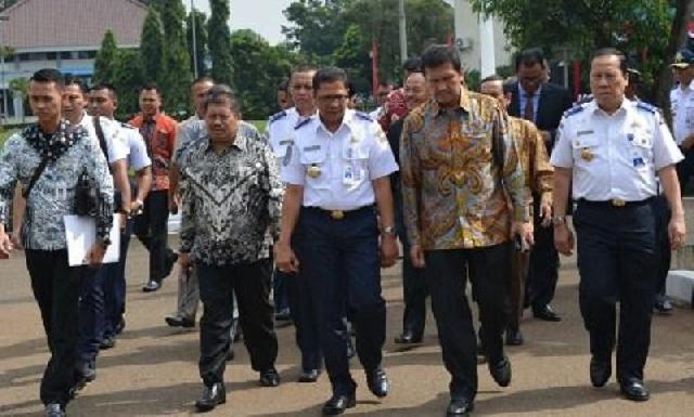 Bupati Minta ASN di Bengkalis Tidak Mempersulit Masyarakat