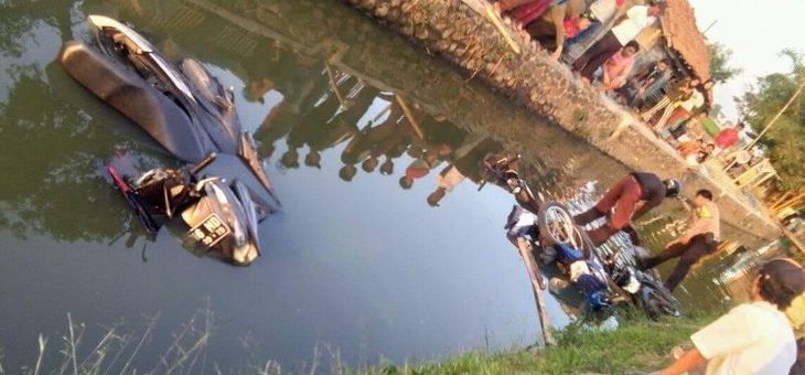 Heboh Video Bentrok Ojol Vs Opang di Bandung, 4 Motor Dilempar ke Sungai, Ini Penyebabnya