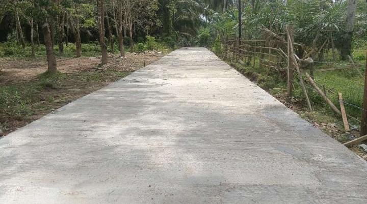 Pembangunan Jalan Desa Pulau Busuk Dimulai Setelah Puluhan Tahun Penantian