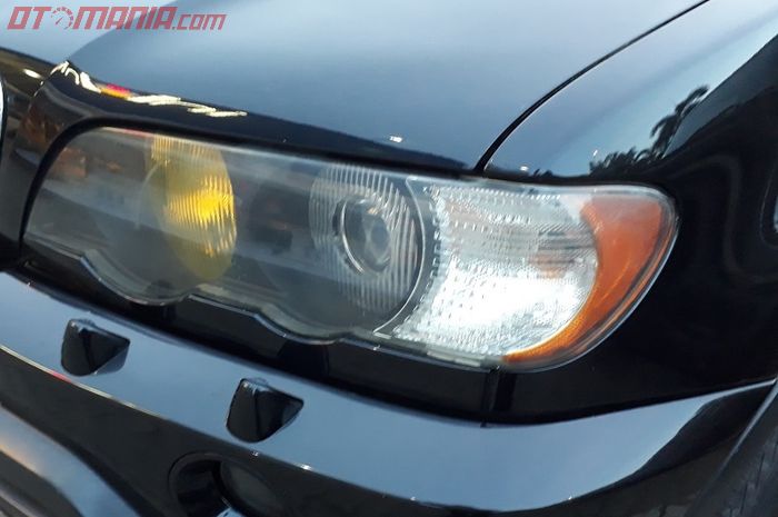 Usir Jamur Pada Headlamp Mobil Dengan Cara Ini