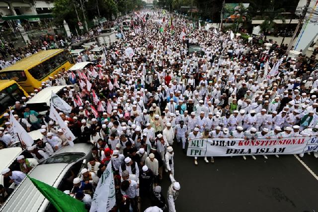 DEMO 4 NOVEMBER: Pengusaha Cemas Pengiriman Barang Terganggu