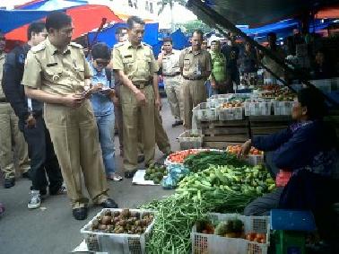 DPRD Tantang Walikota Pekanbaru Bebaskan Lahan Pasar Agus Salim