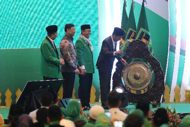 Jokowi Minta Anggota DPRD Tak Produksi Banyak Perda