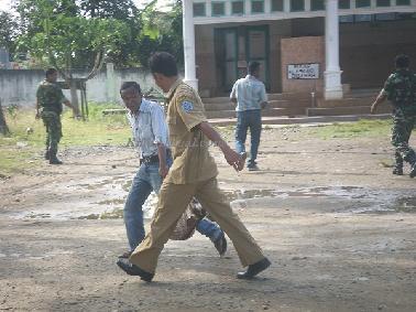 Satpol PP Pijay Lakukan Razia Hewan Berkeliaran