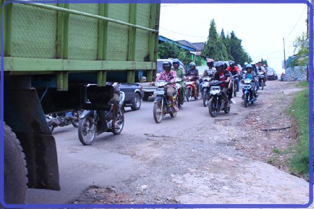 Truk Bertonase Besar Ancam Keselamatan Pengunjung PON