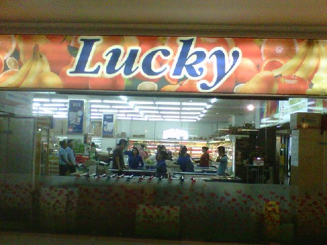 Tidak Kantongi Izin, DPRD dan Disperindag Minta Tutup Supermarket Lucky di Mal Pekanbaru
