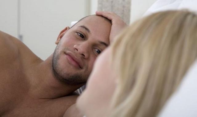 Inilah Posisi Bercinta Paling Memuaskan Istri Anda