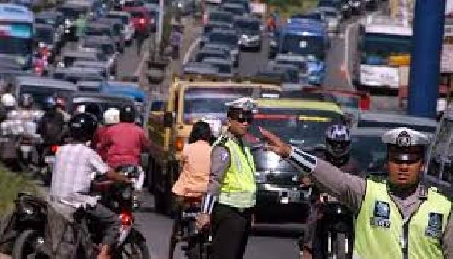 Dishub Himbau Masyarakat Tertib Lalin Di Kawasan KTL