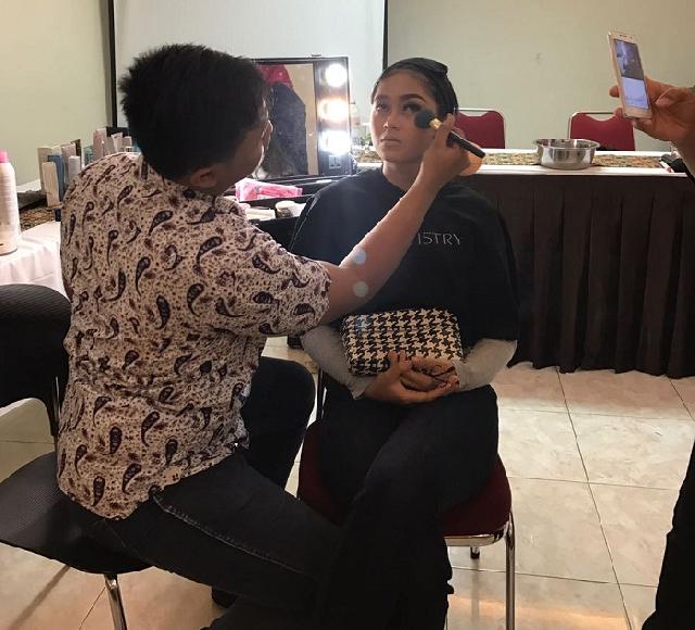 BNNP Beri Pelatihan Salon Bagi Pemudi Kampung Dalam