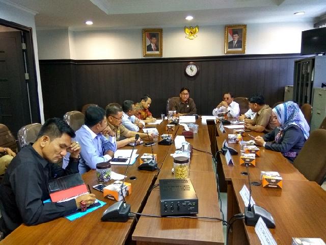 DPT Masih Amburadul, Pilkada Pekanbaru Diminta Ditunda