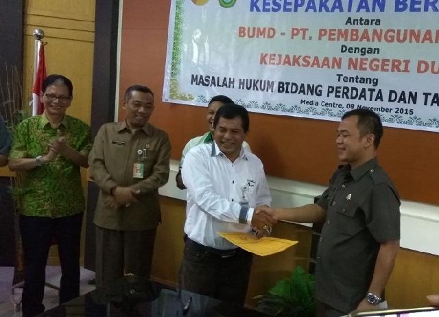 PT Pembangunan Dumai dan Kejari Teken MoU