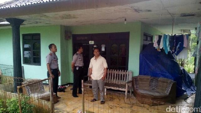 Ini alasan Dona naik motor telanjang dan Cerita Takut Penampakan Seram