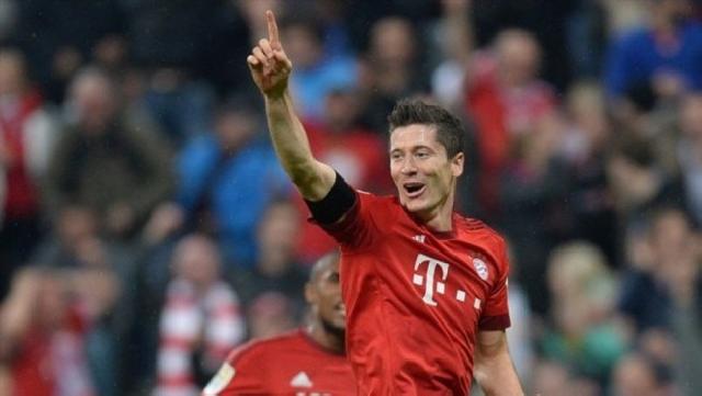 Bayern Gilas Bremen, Lewandowski Cetak Hattrick