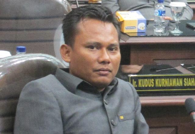 Syamsul: Reklame Ilegal dan Tanpa Izin Tayang Harus Dibongkar  