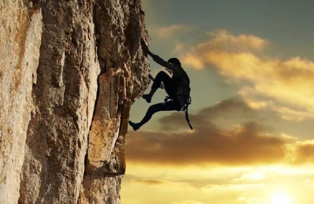 Simulasi Panjat Tebing Awal September Ini