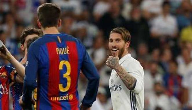 Pique Diolok-olok 'Se Queda' di Markas Real Madrid