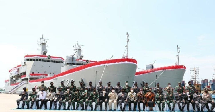 Serahkan 2 Kapal Perang Ke TNI AL, Prabowo: Jaga, Ini Aset Dari Rakyat
