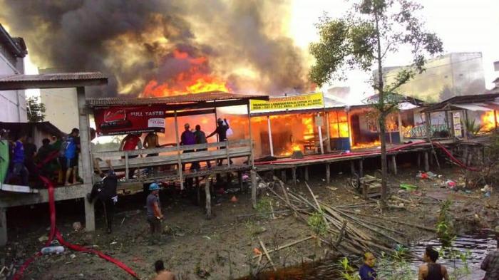 Jago Merah Mengamuk, Tiga Rumah Warga Pulau Burung Ludes