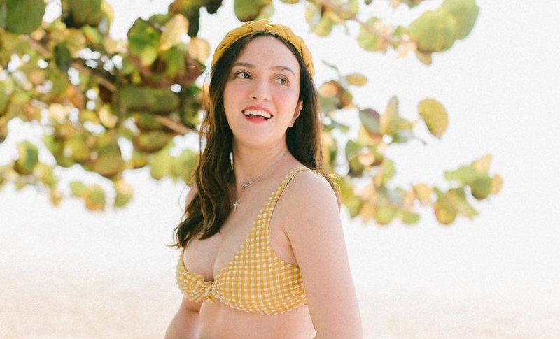 Ini 7 Potret Seksi Shandy Aulia Pakai Bikini, Hot Moms!