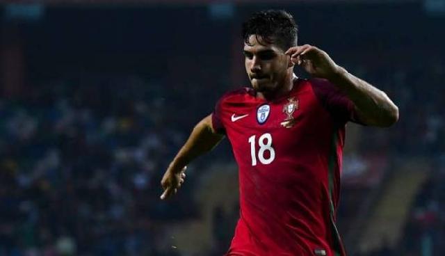 Siapa Andre Silva, Rekrutan Milan yang Bikin Ronaldo Kagum?
