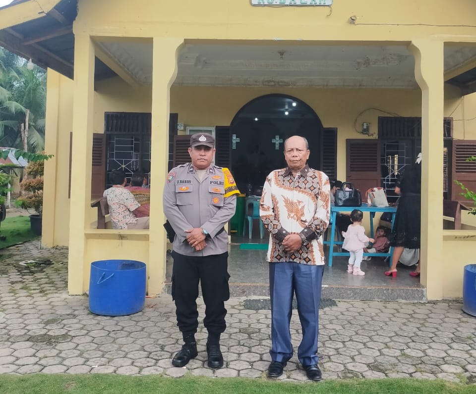 Polsek Bangko Pusako Amankan Ibadah Paskah di 10 Gereja