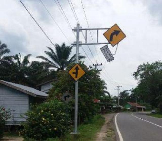 Rambu Jalan Lintas Timur Banyak yang Rusak