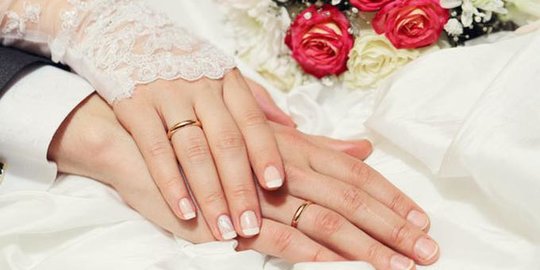 Viral Kisah Suami Istri Mulai dari 0, Ketika Sukses Suami Memilih Meninggalkan dan Menikah Lagi