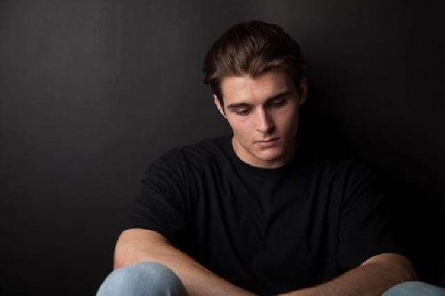 Catat! Ini Tanda-tanda Seseorang Akan Bunuh Diri