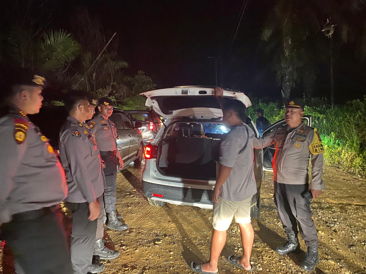 Polsek Singingi Hilir Gelar Patroli dan Razia Gabungan untuk Pengamanan Pilkada 2024