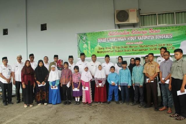 DLH Bengkalis Santuni Anak Yatim