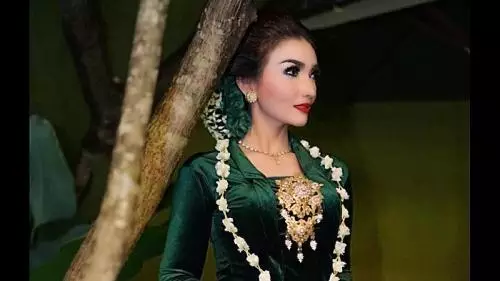 Usulan sanksi sosial buat artis pemadat