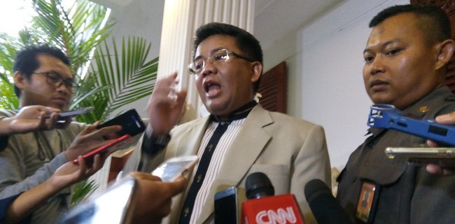 Sohibul Iman: Kurang Logis Kalau PKS Ikut Jokowi!