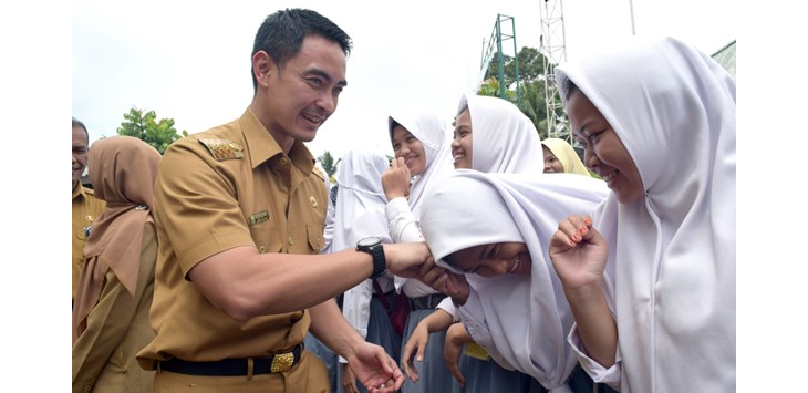 Anak Buahnya Terjaring OTT, Zumi Zola Dicegah ke Luar Negeri. Terlibat Juga?