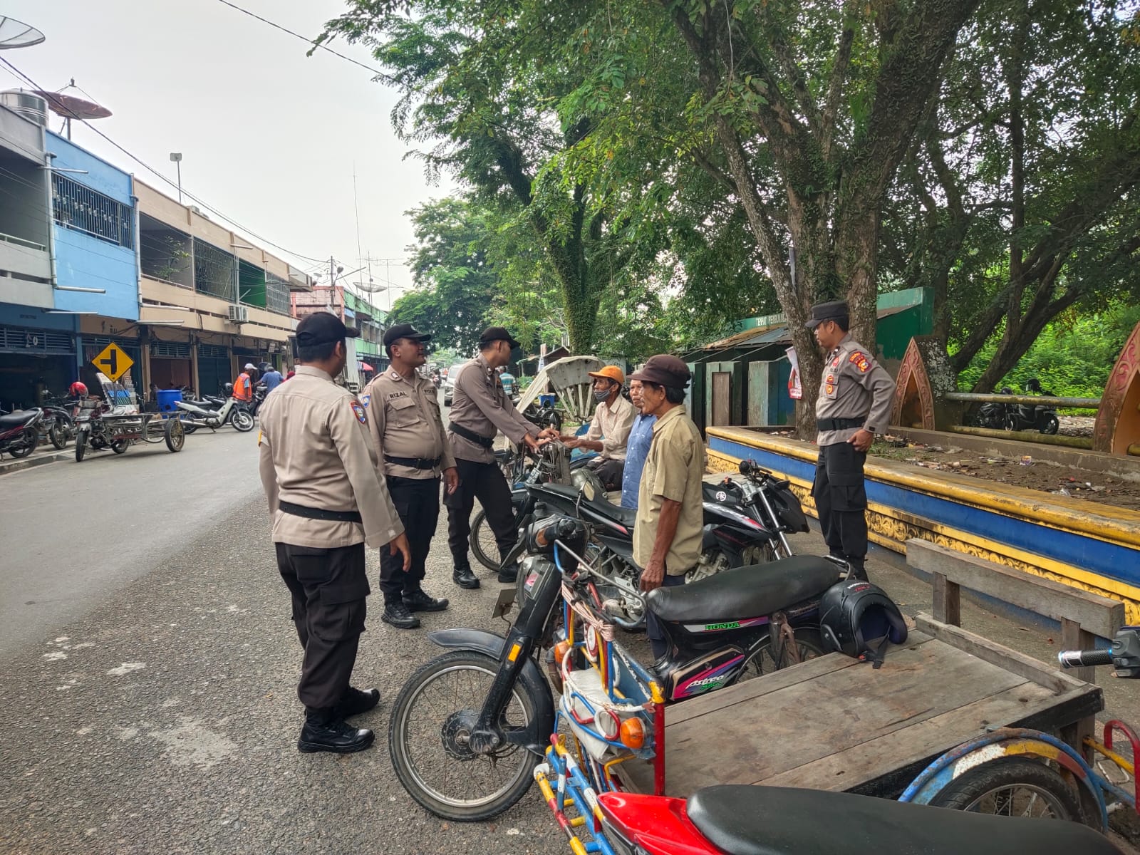 Sat Binmas Polres Inhu Patroli Keliling Kota Rengat, Serukan Pemilu Damai