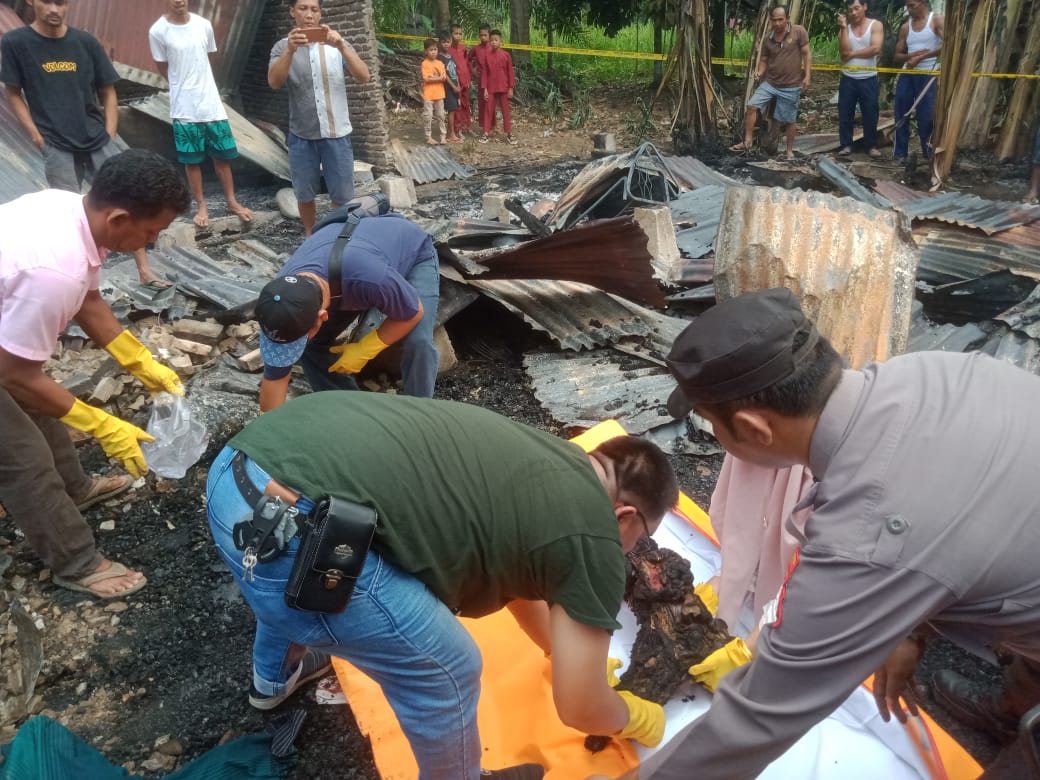 Kebakaran Rumah di Kampar,  Satu Korban Meninggal Dunia