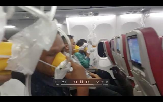 Breaking News : Batik Air Mendarat Darurat di SSK II Pekanbaru