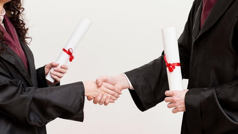 10 Jurusan Kuliah yang Dulu Bergengsi Sekarang Kehilangan Pamor