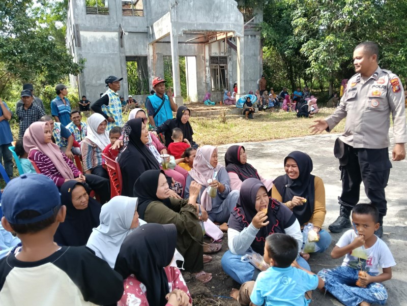 Jelang Pilkada Rokan Hilir, Polsek TPTM Ajak Ibu-ibu Waspadai Hoaks dan Jaga Pilkada Damai